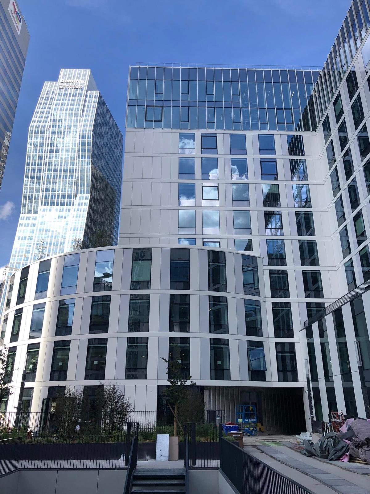 Lightwell livre 2024